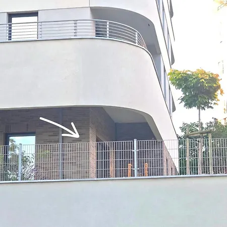 Sun Towers Garden Apartment Swinoujscie